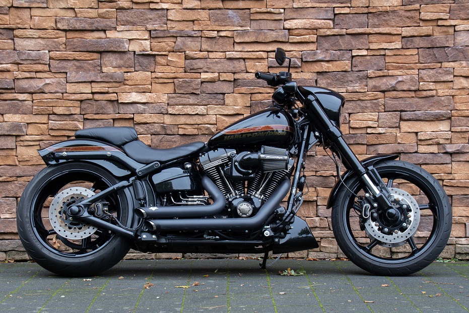 2017 Harley-Davidson FXSE Pro Street Breakout CVO 110 R