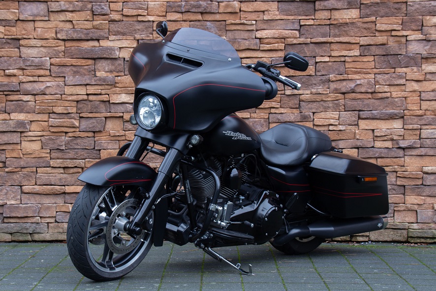 2016 Harley-Davidson FLHXS Street Glide Special 103 blacked-out LV
