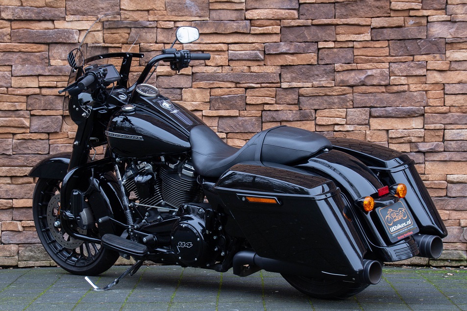 2019 Harley-Davidson FLHRXS Road King Special 114 M8