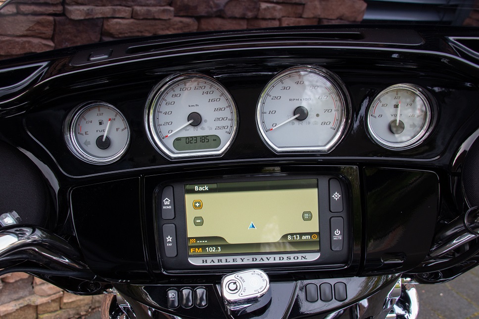 2014 Harley-Davidson FLHXS Street Glide Special 103 Jekill Hyde Touring Rushmore NAV