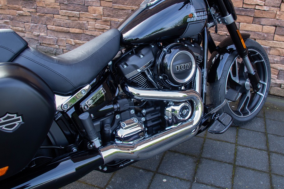 2023 Harley-Davidson FLSB Sport Glide Softail 107 M8 RE