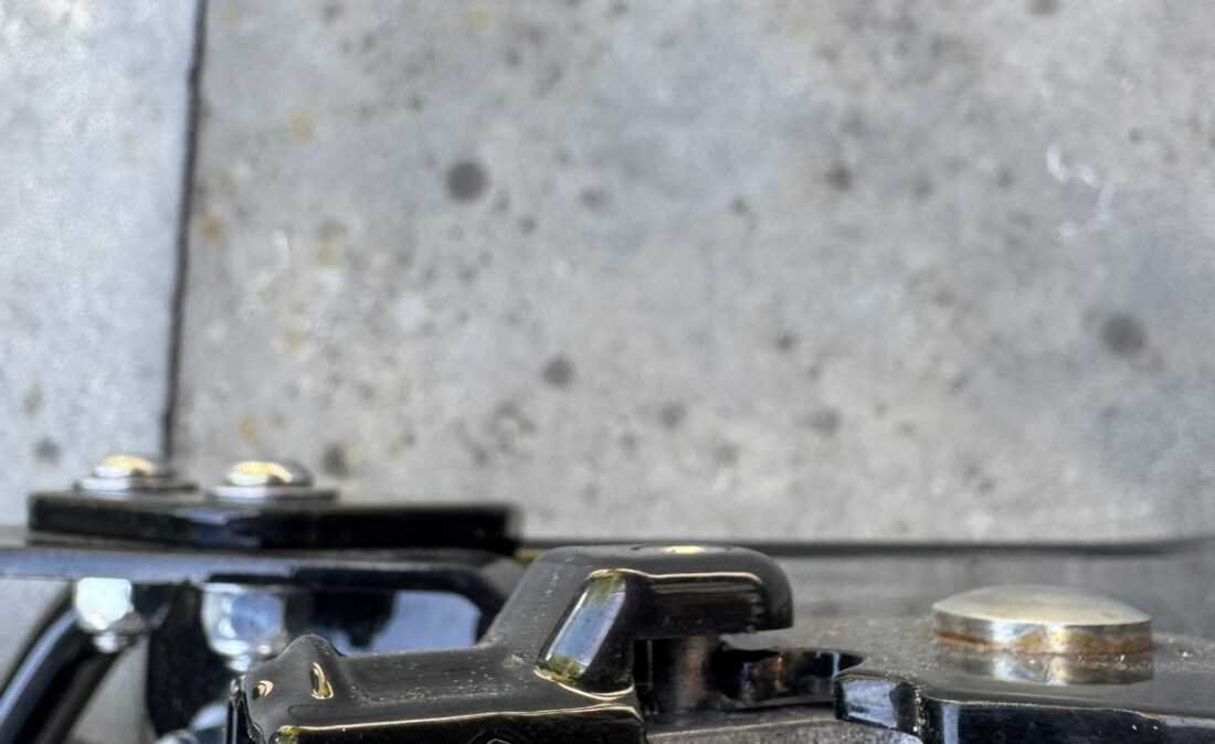 52300434 Sissybar Sport Glide afneembaar met bagagerek zwart izgst 1304 e