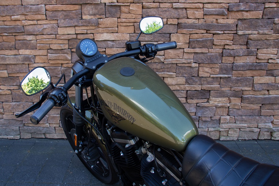 2017 Harley-Davidson XL883N Iron Sportster 883 Olive Gold Screamin Eagle LD
