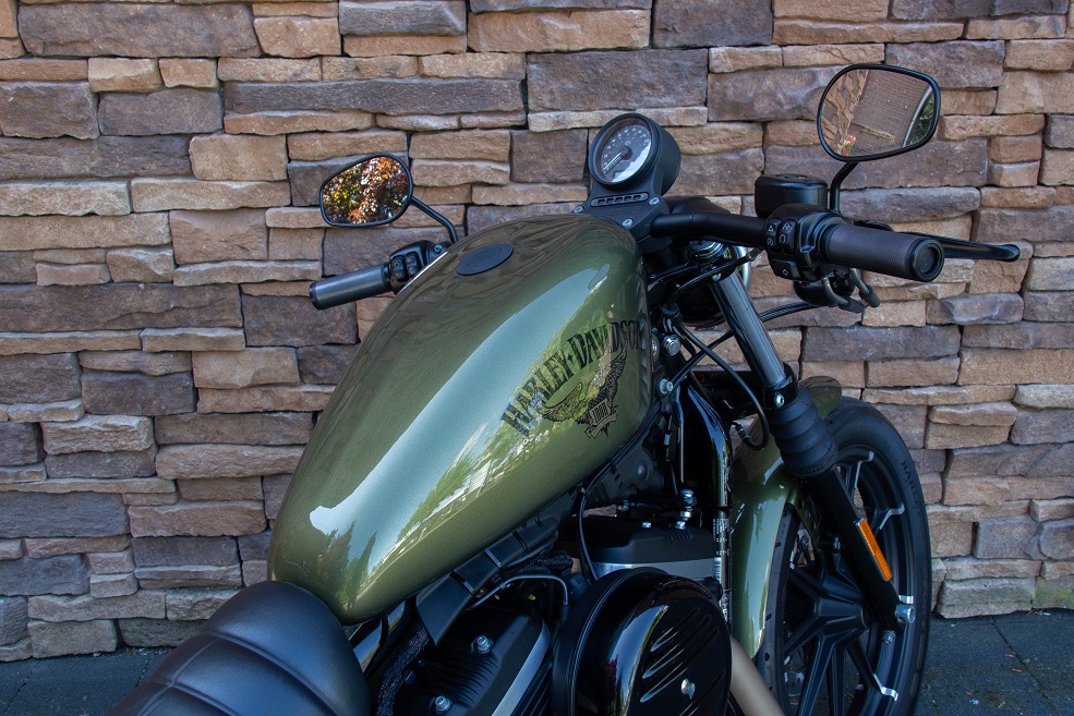2017 Harley-Davidson XL883N Iron Sportster 883 Olive Gold Screamin Eagle RD