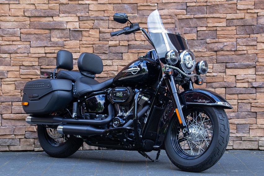 2019 Harley-Davidson FLHCS Heritage Classic Softail 114 M8 vivid black RV