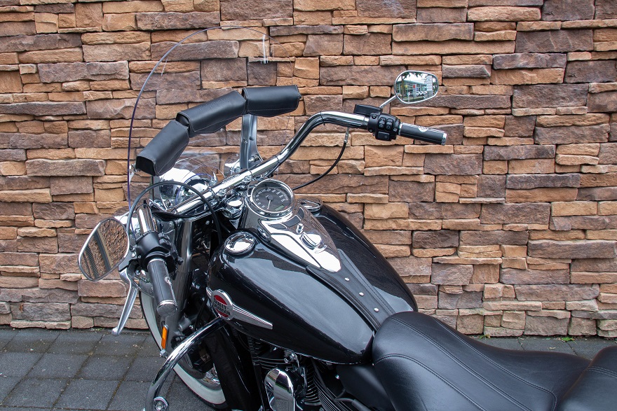 2017 Harley-Davidson FLSTC Softail Heritage Classic 103 LD