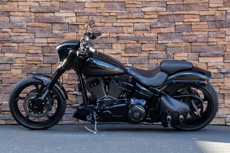 2017 Harley-Davidson FXSE CVO Pro Street Breakout 110 Screamin Eagle L