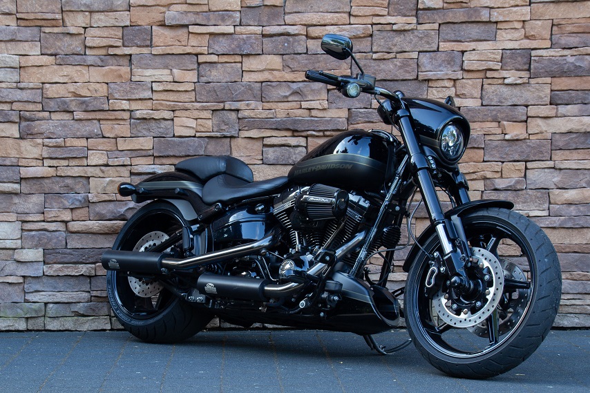 2017 Harley-Davidson FXSE CVO Pro Street Breakout 110 Screamin Eagle RV