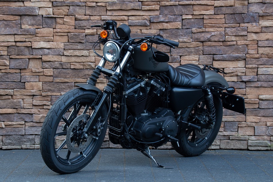 2018 Harley-Davidson XL883N Iron Sportster 883 ABS Industrial Gray LV
