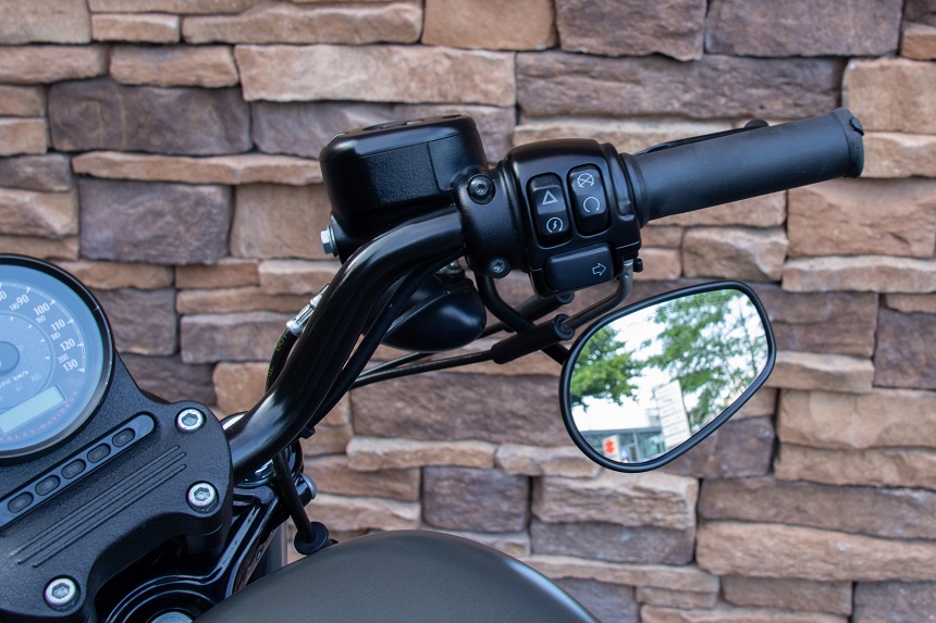 2018 Harley-Davidson XL883N Iron Sportster 883 ABS Industrial Gray RHB