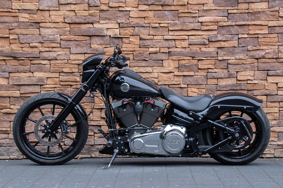 2013 Harley-Davidson FXSB Breakout Softail 103 Custom Airride L