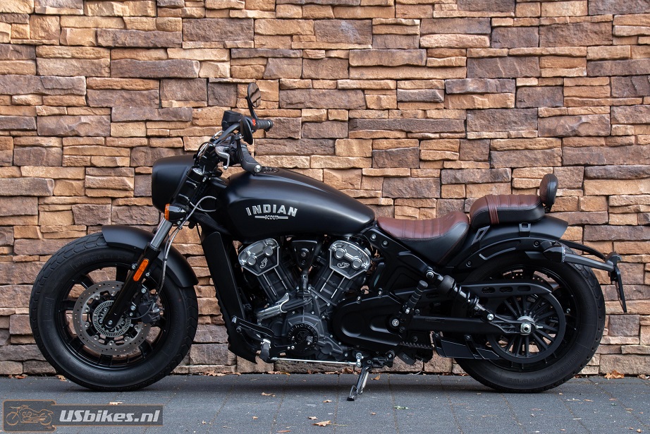 2022 Indian Scout Bobber Black Smoke L