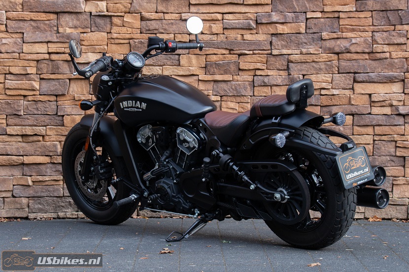 2022 Indian Scout Bobber Black Smoke LA