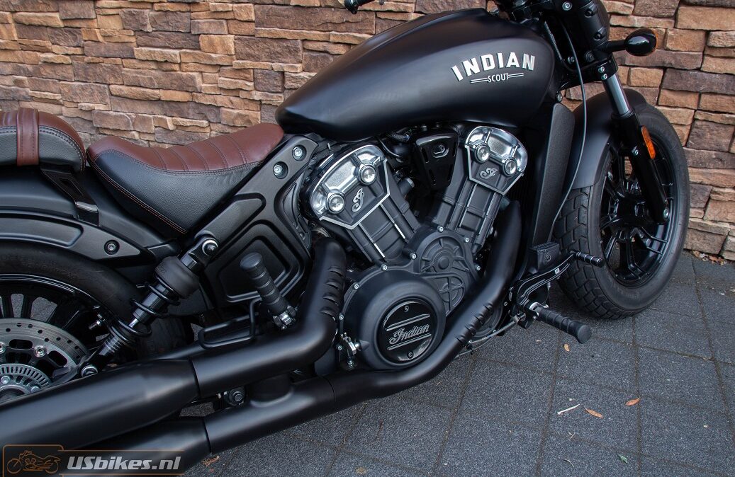 2022 Indian Scout Bobber Black Smoke RE
