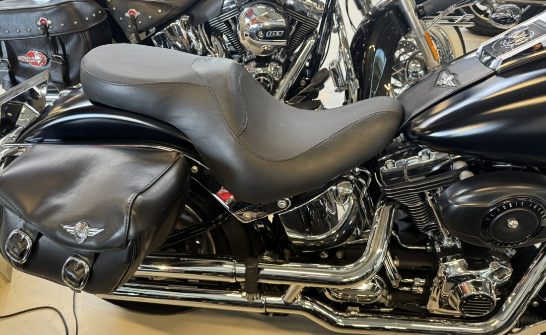 51470-06A Comfort Reach Duo zadel softail 2006-2017 d