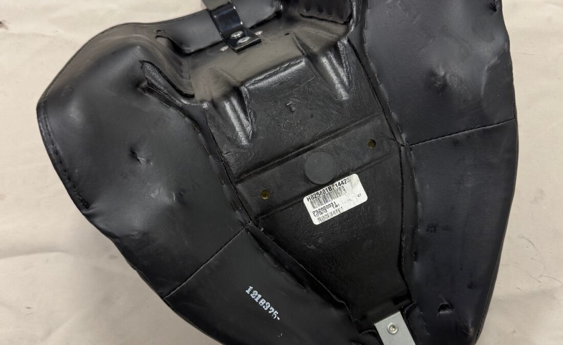 52000031(A) Softail Slim FLS(S) bestuurder OEM zgan 330 b