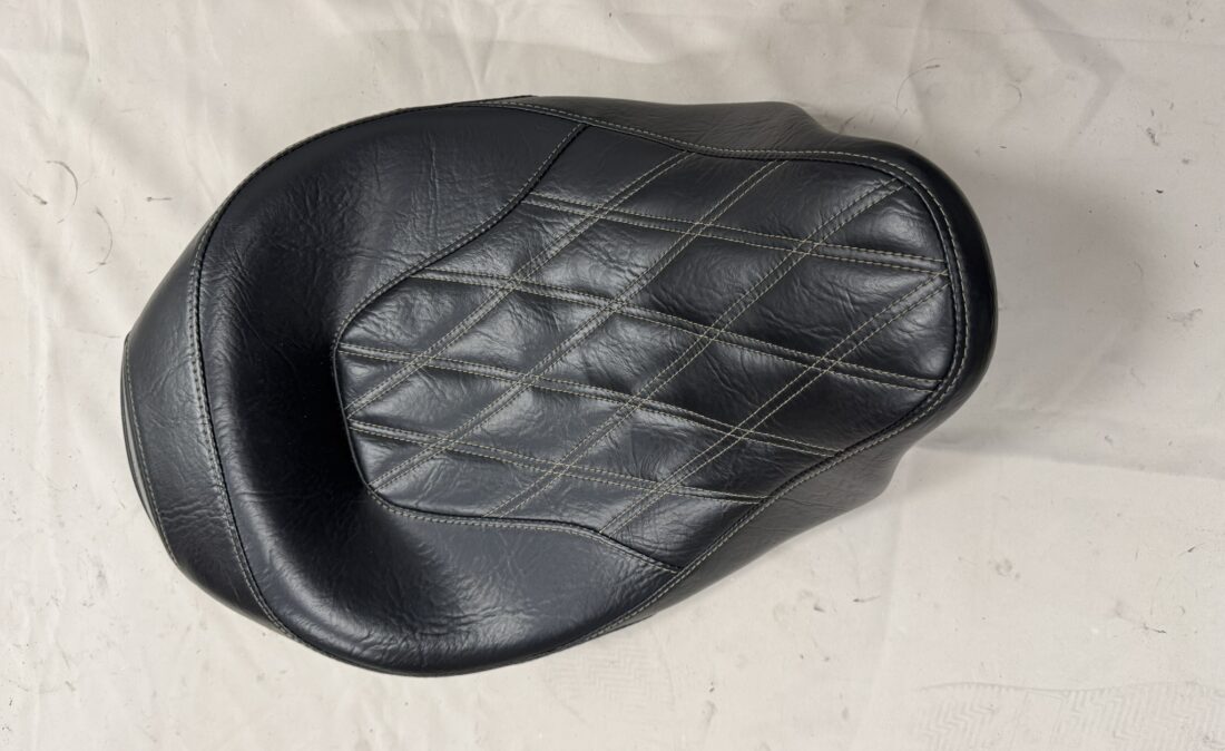 52000057 Low Profile Touring Seat - Diamond Pattern - Mahogany Brown 334 a