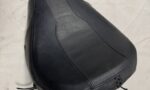52218-00 bestuurder zadel softail FLSTF Fat Boy 338 b