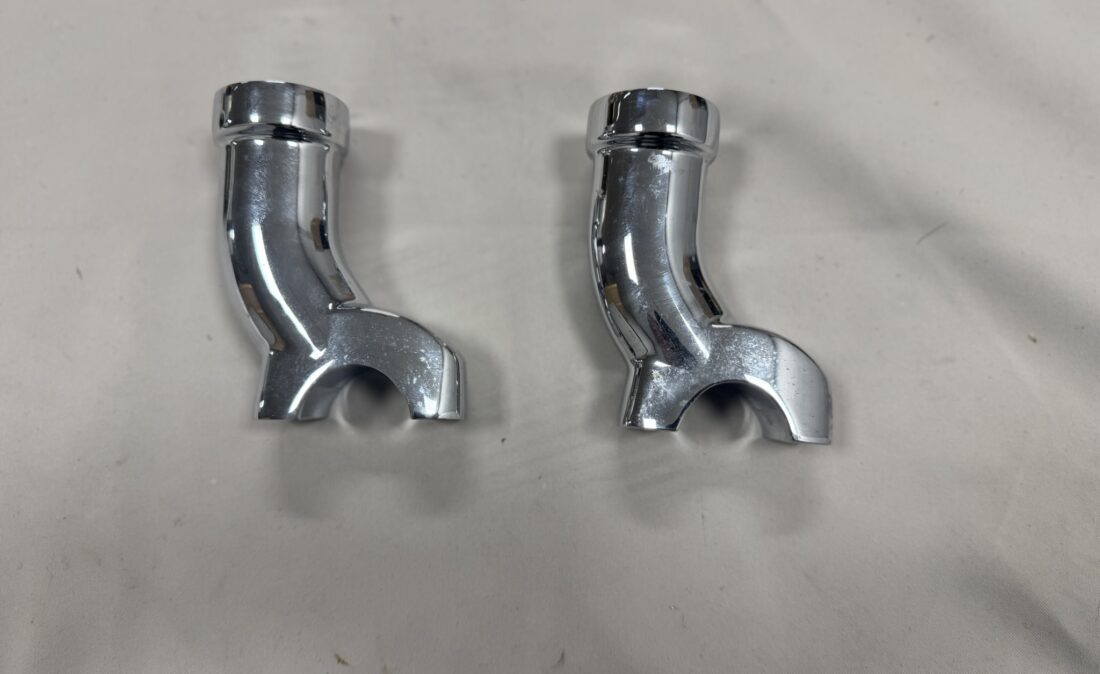 55900034 Breakout FXSB Pull Back risers chroom izgst 1246 a