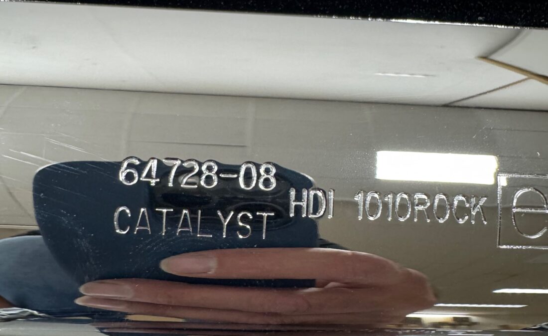 64727-08 Uitlaatdempers Softail Slim blackline crossbones new 235 c