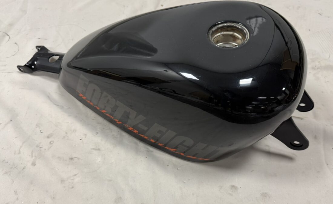 Harley-Davidson benzine tank Forty Eight 447 b