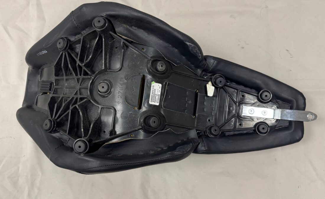 Sport Glide FLSB 107 bestuurder + passagier OEM zgan 52000270 52000357 b