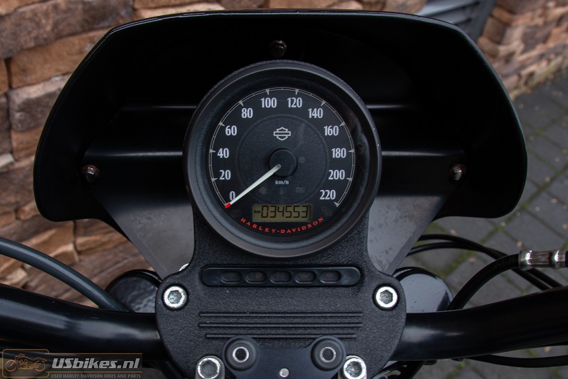 2015 Harley-Davidson XL883N Iron Sportster 883 ABS T