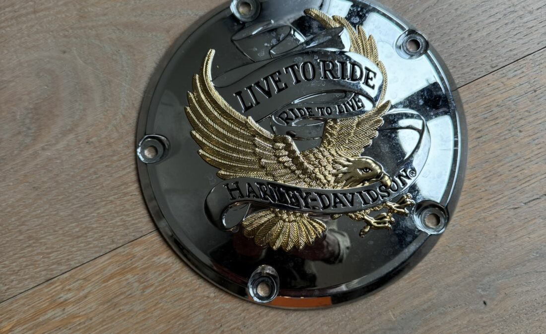 25340-99A Live to Ride chroom gold Touring (99-15) Dyna (99-17) Softail (99-18) 912 a