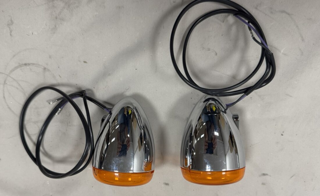 67800512 knipperlichten voorzijde amber chroom metaal Road Glide 841 b