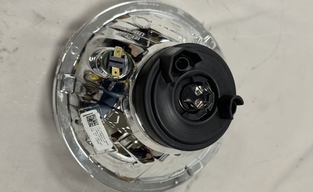 68344-05A UK 7 inch Halogen Headlamps Clear Smooth Lens with Reflector Optics 842 b