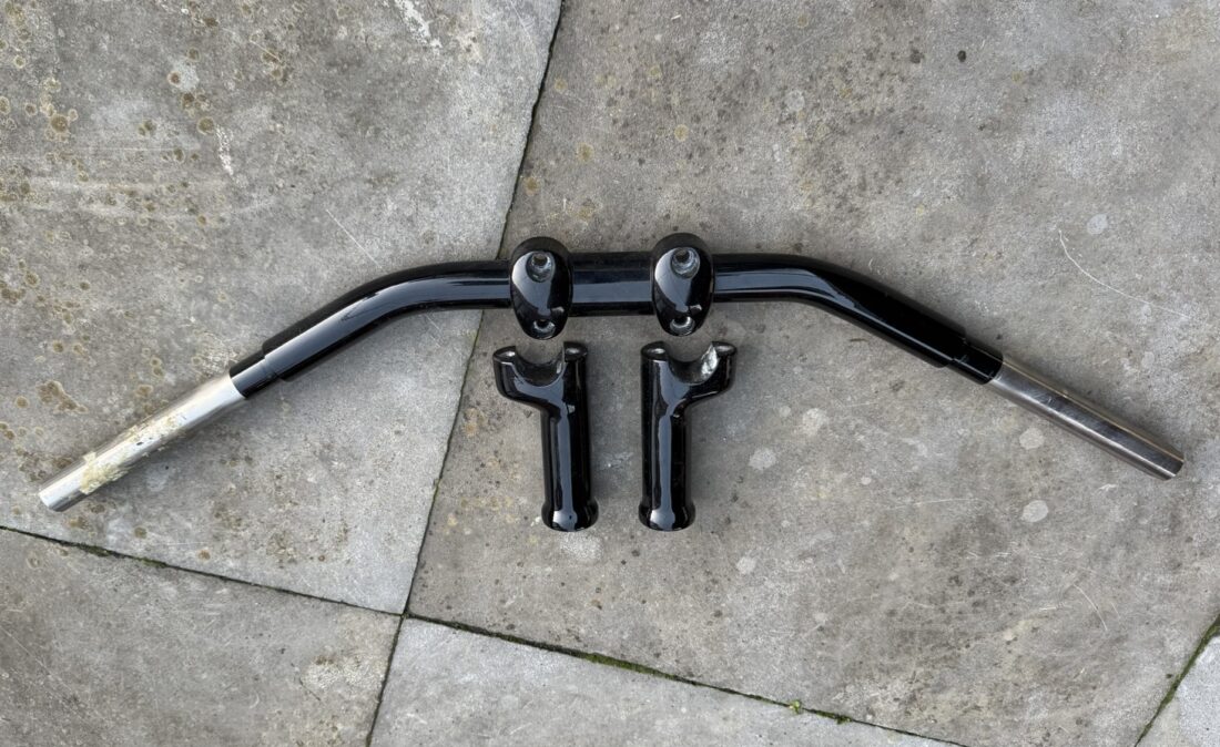 55800674 Stuur incl. risers & clamp FXDLS Low Rider S izgst 1901 b